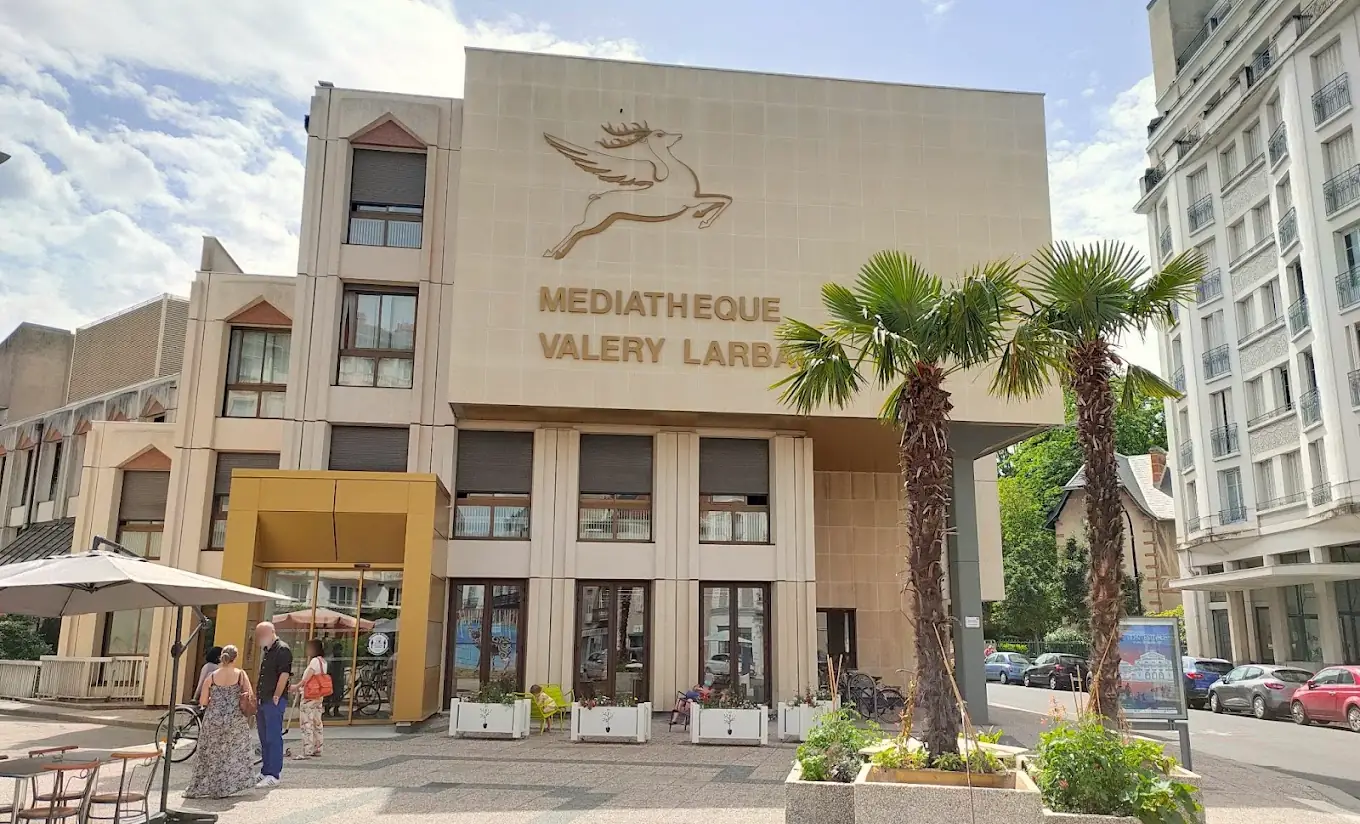Médiathèque Valery Larbaud